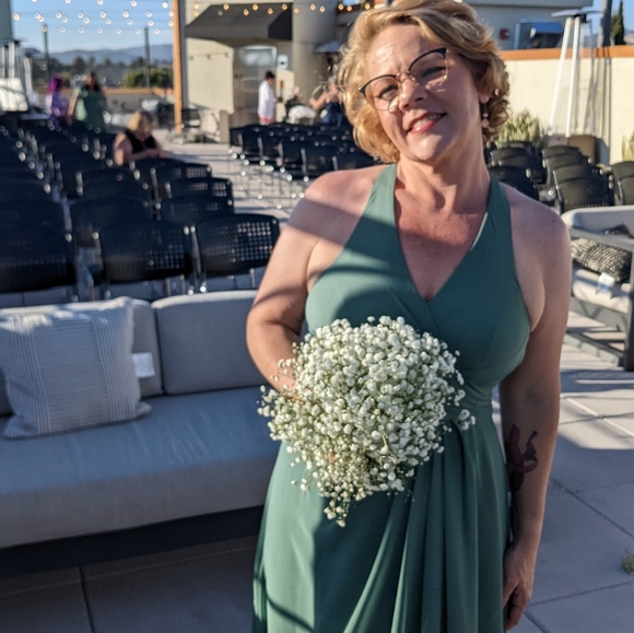 Meet your Posher, Erin - Picture 3 of 4